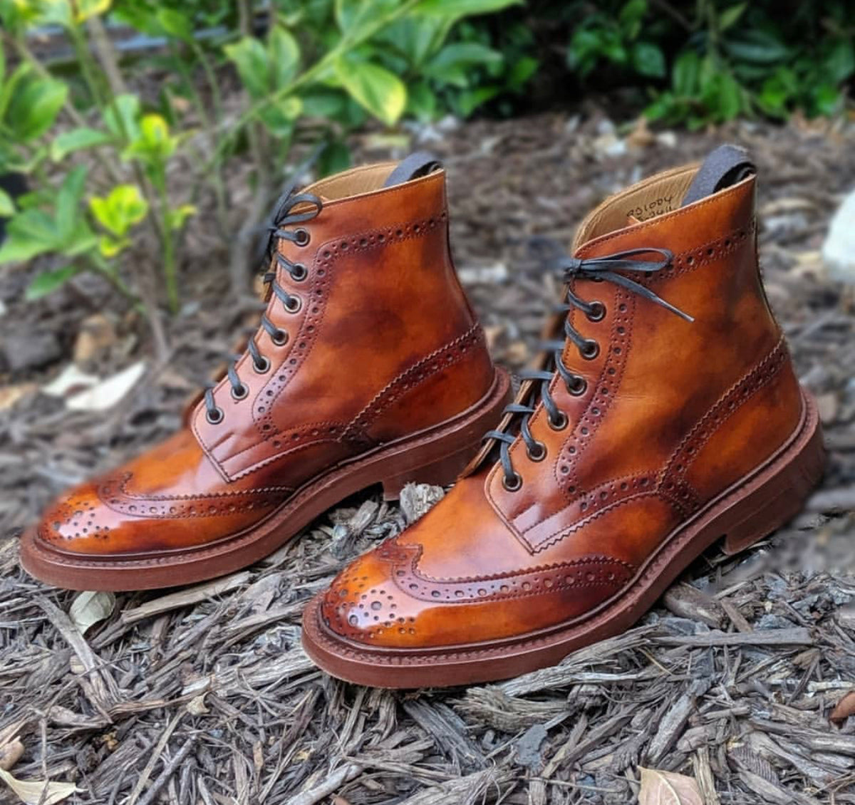 merknaam zingen Melodieus Tricker's Shoes Brown Wingtip Semi Brogue Derby Boot – Pure Polish Products